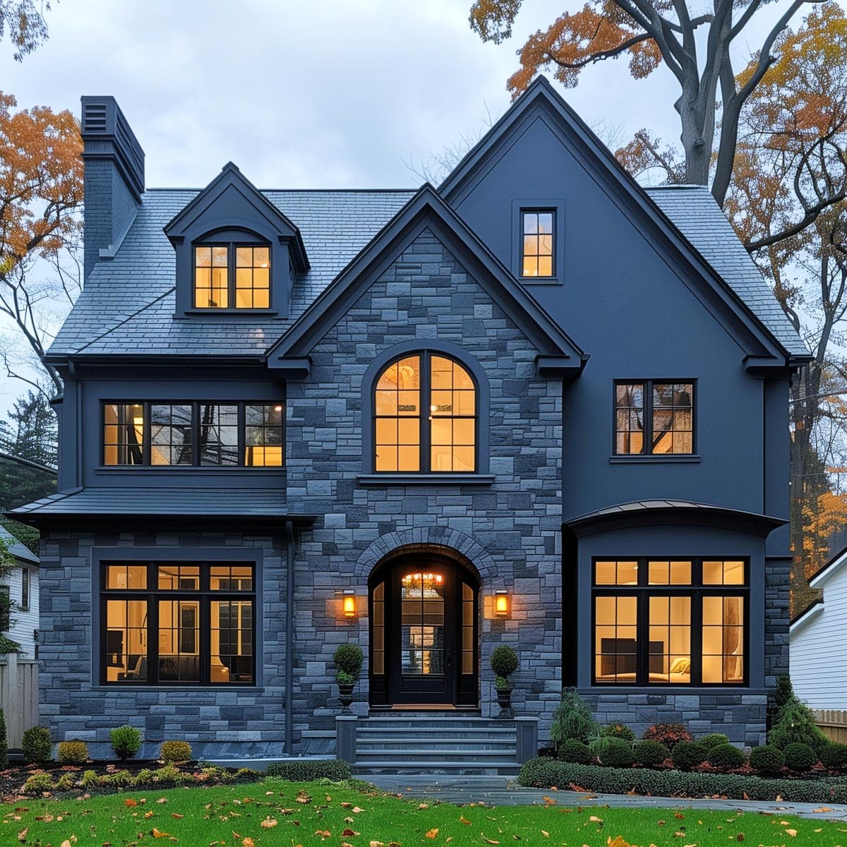 20+ Instagram-Worthy Gray Houses with Black Trim That Will Make You ...