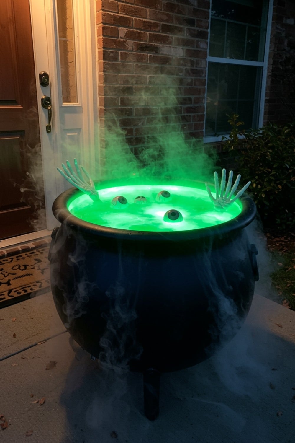 The Cauldron of Curses Display: Bubbling Dark Magic