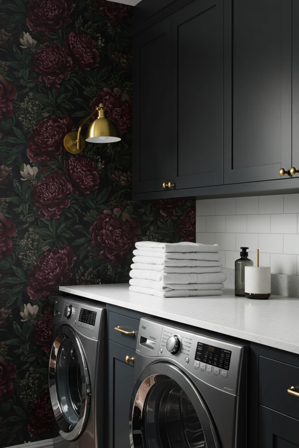 15 Gorgeous Laundry Room Wallpaper Ideas For a Room You'll Actually ...