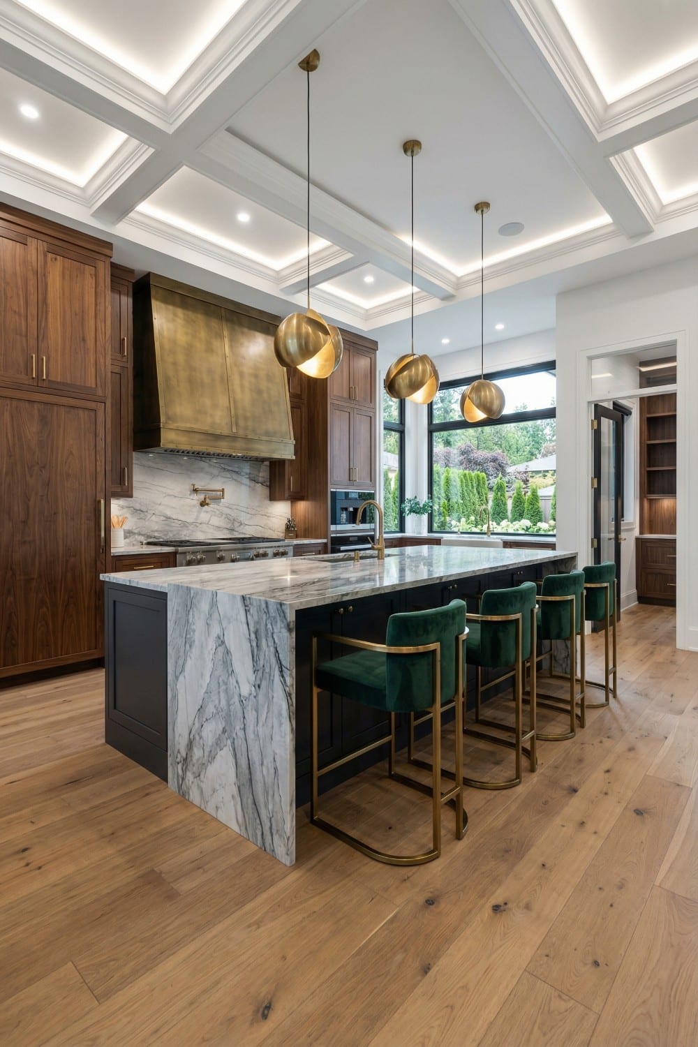 Sophisticated New Build Kitchen Ideas Designers Keep Coming Back To ...