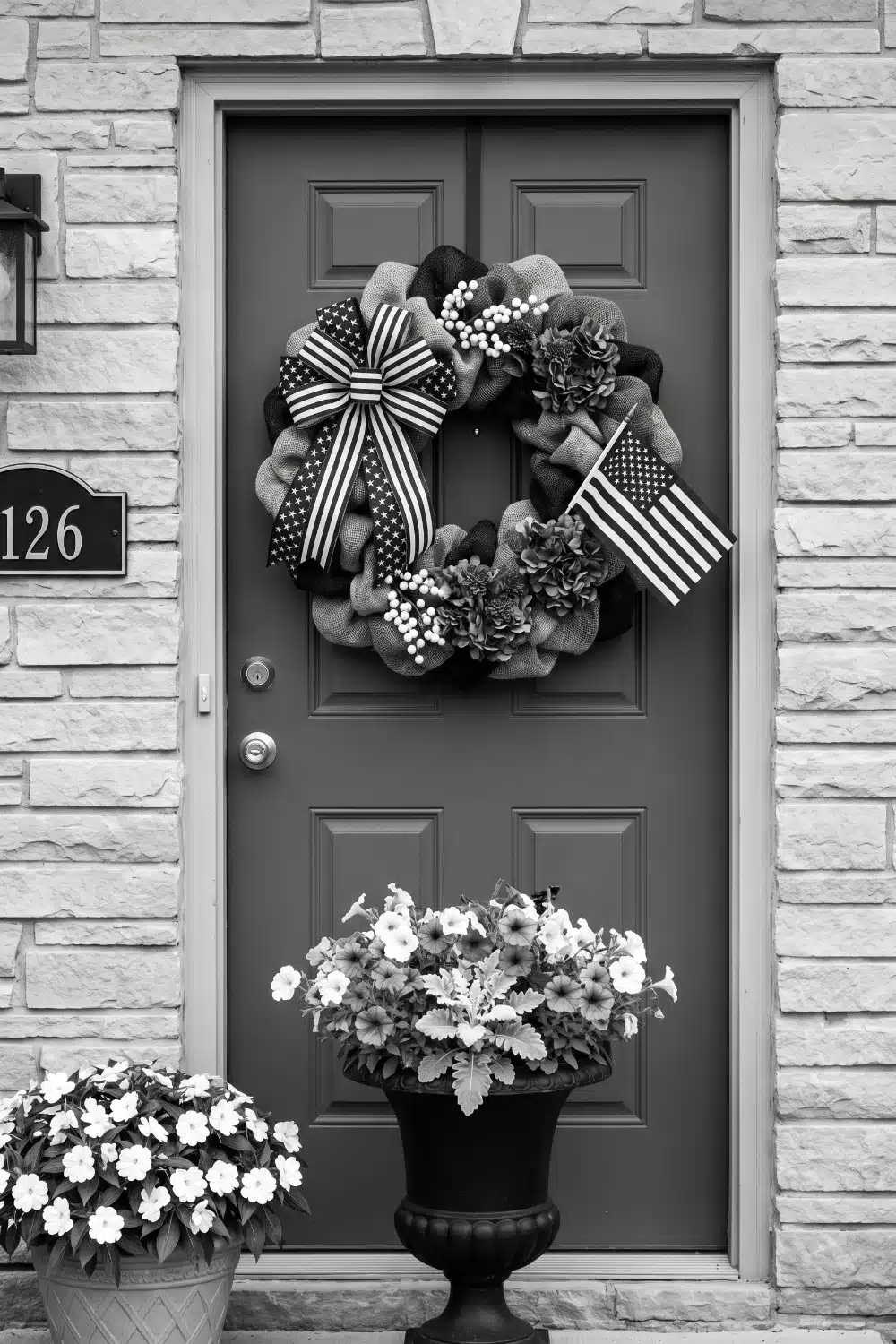 Mesh 4th of July wreath with striped bow
